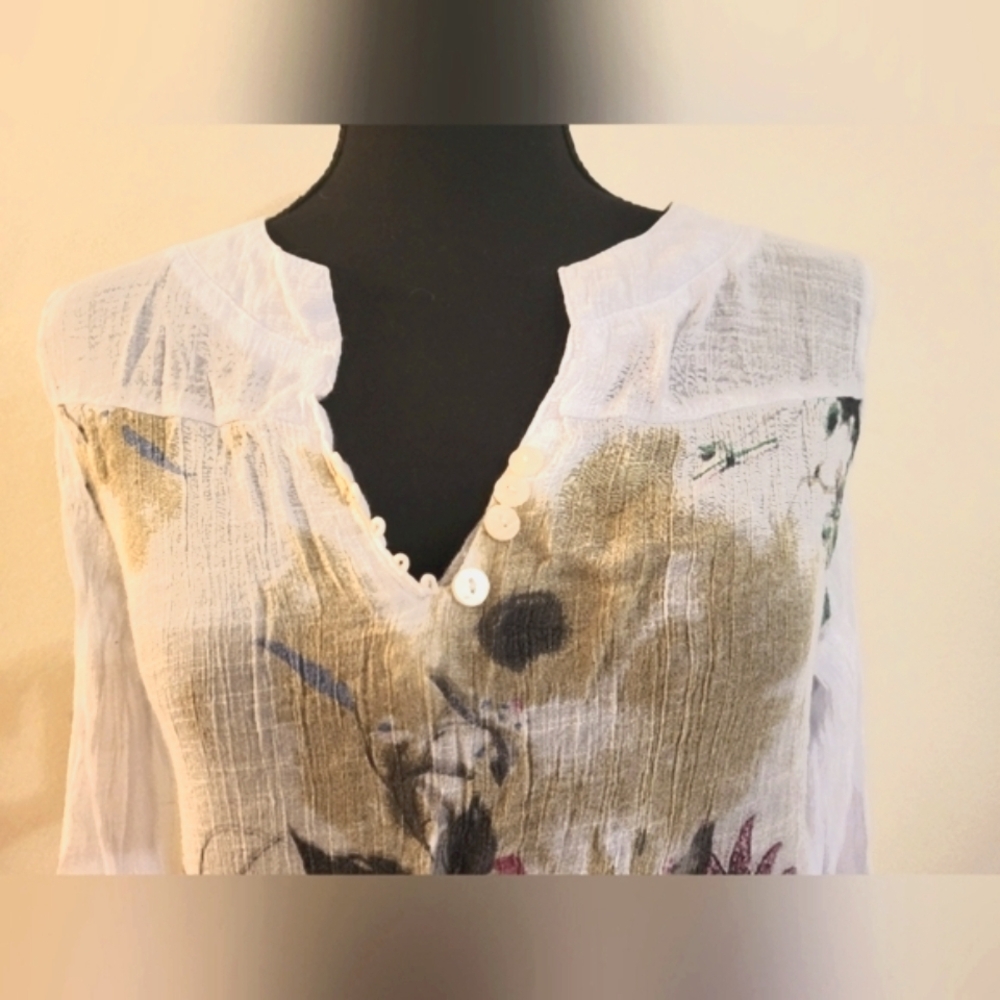 Sheer White and Pink Smocked Floral Blouse (Size‎ XL But Fits More Like A… - Picture 4 of 10